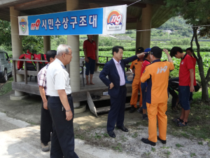이창화 경남소방본부장 , 함양 119시민수상구조대 방문
