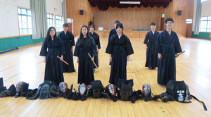 경남검도회, 마천중학교에 검도용품 지원