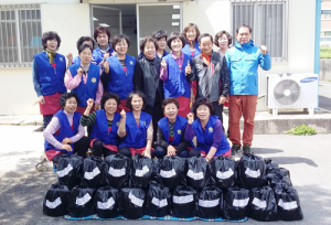 사랑과 정성으로 만든 밑반찬 어려운 60가구에 전달 