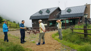 함양경찰서, 등산로 주변 안전 강화위한 벽소령 대피소 등 점검 