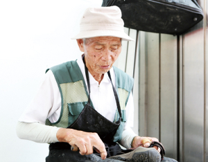 아흔의 구두수선공 김재호씨