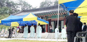선열의 넋 위로하고 역사 교훈 삼는다