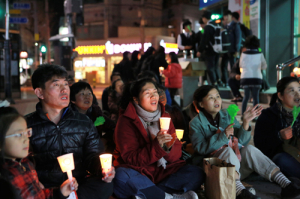 상식적이고 합리적인 사회가 될 때까지 촛불은 꺼지지 않는다