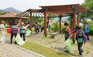 함양군 백전면 주부민방위대 여름맞이 환경정화활동