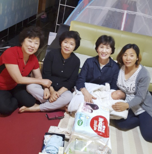 막둥이 해맑은 웃음, 건강하게 자라길