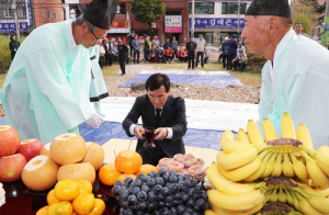 학사루 느티나무 당산제 개최
