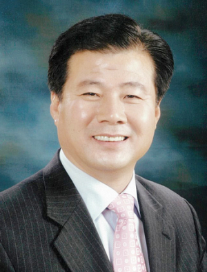 강석진 자유한국당 지역위원장