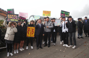 서춘수 함양군수 수능 대박 기원 시험장서 격려