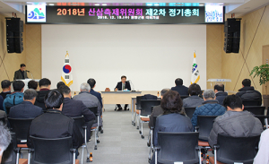“두 축제 정체성 모호, 보완 필요”
