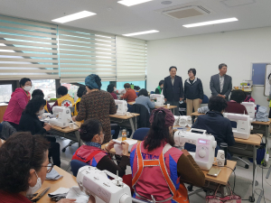 함양군체육회, 여성단체협의회 마스크 제작현장 격려 방문