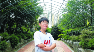 한정된 수명보다 값진 것은 무한한 문학의 산물