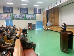함양군, 인구늘리기 군 부대 방문 전입장려 홍보