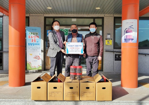 함양 백전면 농업경영인회 어려운 이웃에 흑향찰 100kg 기탁