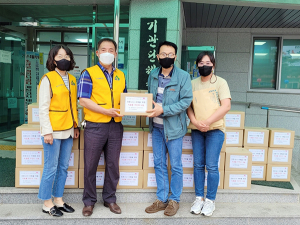 IBK기업은행, 함양군 취약계층에 식자재 키트 전달