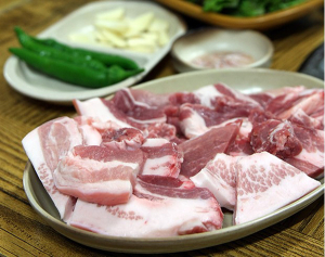 함양군, 마천면 흑돼지 전문음식점 군수 인증제 시행