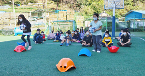 금반초, 생존수영 및 실내 놀이체험활동 실시