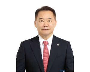 신성범 의원, 비상계엄 해제 요구 결의안 찬성 투표 참여