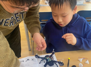 금반초, 맞춤형 교육기부로 미래를 체험하다