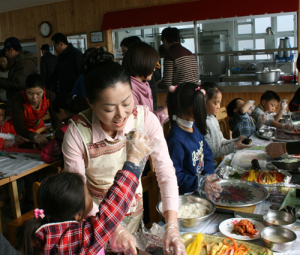 유림초. 엄마와 함께 김밥 만들기