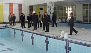 함양군. 군의원 초청 수영장 마무리 공사 현장보고회