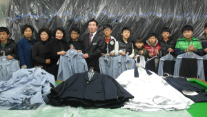 깨끗한 교복. 감사히 잘 입겠습니다