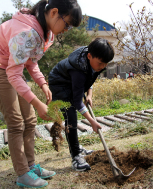 서상초 꿈나무들의 꿈동산 만들기