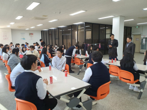안의중 31회 졸업생, 후배들에 피자 선물로 사랑 전해