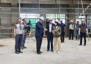 백삼종 부군수, 다목적체육관 건립 현장 점검… 여름철 재난 대비 당부