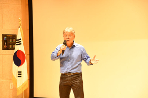 엄홍길 대장 “불굴의 도전정신, 끝없는 도전이 삶을 완성합니다”